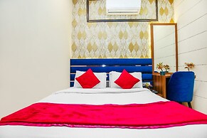 Goroomgo Karan Residency Amritsar