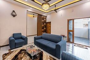 iROOMZ Eco Brickmark Serviced Apartments