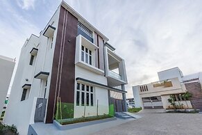 iROOMZ Eco Brickmark Serviced Apartments