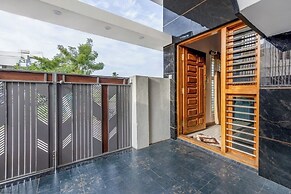 iROOMZ Eco Brickmark Serviced Apartments