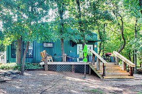 Shawnee Cabin w/ On-site Reservoir Access!