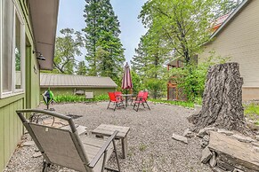 Central Cloudcroft Retreat w/ Wood-burning Stove!