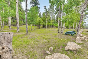 Central Cloudcroft Retreat w/ Wood-burning Stove!
