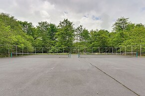 Family-friendly Tobyhanna Home: Lake & Pool Access