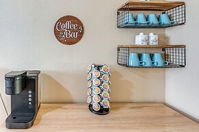 Middle Tennessee Cottage ~ 10 Mi to Dickson!