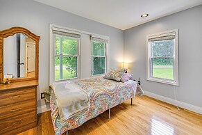 Peaceful Murray Home ~ 8 Mi to Kentucky Lake!