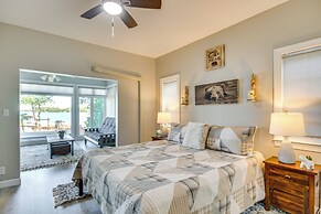 Lakefront Gem: Hot Tub, Boat Launch Near Greenwood