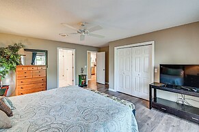 Charming Pinehurst Getaway w/ Golf Course View!
