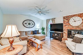Charming Pinehurst Getaway w/ Golf Course View!
