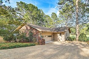 Charming Pinehurst Getaway w/ Golf Course View!