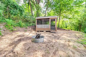 Cozy Grass Lake Home w/ Patio, Fire Pit & Kayaks!