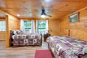 6 Mi to Town: Robbinsville Apt w/ Deck & Grill