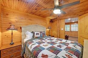 6 Mi to Town: Robbinsville Apt w/ Deck & Grill