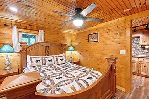 6 Mi to Town: Robbinsville Apt w/ Deck & Grill