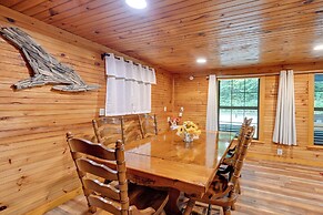 6 Mi to Town: Robbinsville Apt w/ Deck & Grill