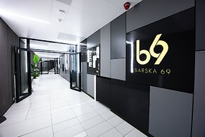 Native Apartments Barska 69