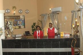 Dolly Hills Hotel