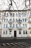 Native Apartments Dietla 17