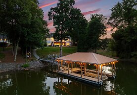Waddell Waters W/optional Boat Rental