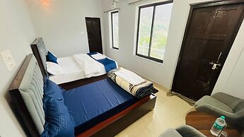 Goroomgo Kaffal Hotel and Restaurant Rudraprayag