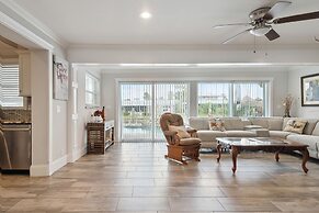 Coastal Charm: Seaside Hideaway 3 Bedroom Home by RedAwning