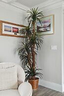 Coastal Charm: Seaside Hideaway 3 Bedroom Home by RedAwning