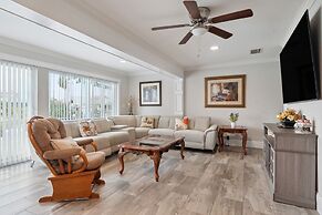 Coastal Charm: Seaside Hideaway 3 Bedroom Home by RedAwning