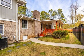 Private Pool Paradise 4 Bedroom Home by RedAwning