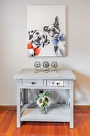 Private Pool Paradise 4 Bedroom Home by RedAwning