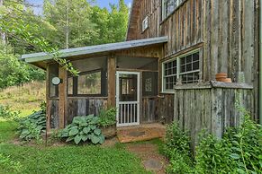 Mountain Cabin: Vintage Charm Meets Modern Luxury 2 Bedroom Home by Re