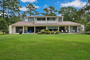 Litchfield By The Sea Amenities At The This River Club Retreat! 3 Bedr