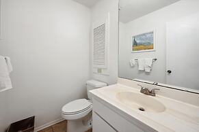 Litchfield By The Sea Amenities At The This River Club Retreat! 3 Bedr