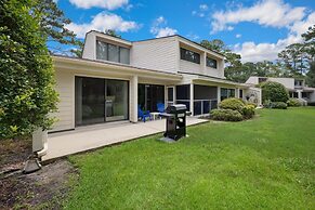 Litchfield By The Sea Amenities At The This River Club Retreat! 3 Bedr