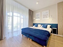 Regina Maris by Baltic Home