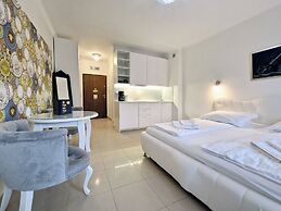 Regina Maris by Baltic Home