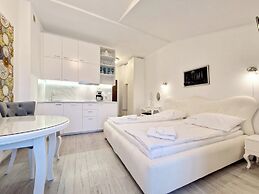 Regina Maris by Baltic Home