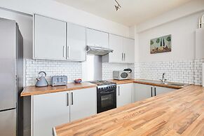 Host Stay Trinity Road Apartment