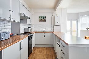 Host Stay Trinity Road Apartment