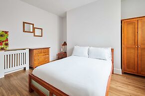 Host Stay Trinity Road Apartment