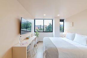 w Radiant Loft w Modern Deco in Laureles