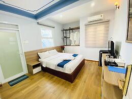 Home Away Do Quang Dau