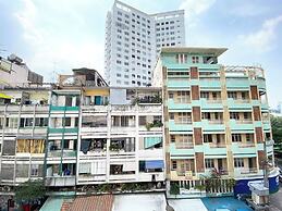 Home Away Do Quang Dau