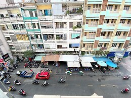 Home Away Do Quang Dau