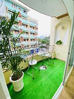 Home Away Do Quang Dau