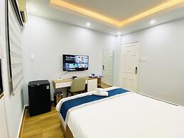 Home Away Do Quang Dau