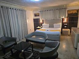 Flora Suites