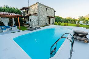 Crown Villa Aphrodite With Private Pool