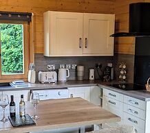 Rustic Lodge Retreat at Riverview Holiday Park