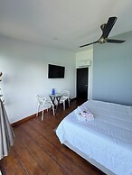 HOTEL PLAYA SURF BARÚ