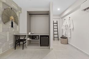 The Weekender by Otium